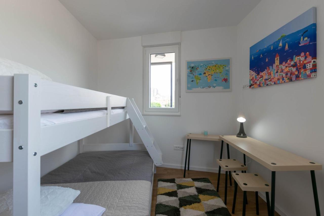 Empress Apartment سبليت المظهر الخارجي الصورة
